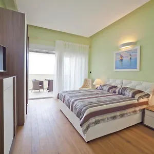 villas-almar.primorje-gorskikotar.com/
