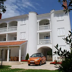 apartments-paloma-blanca.in-istria.net/