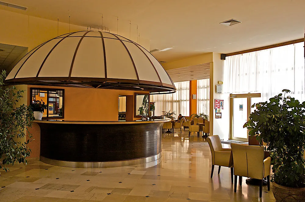 Arena Hotel Holiday Medulin 3*,